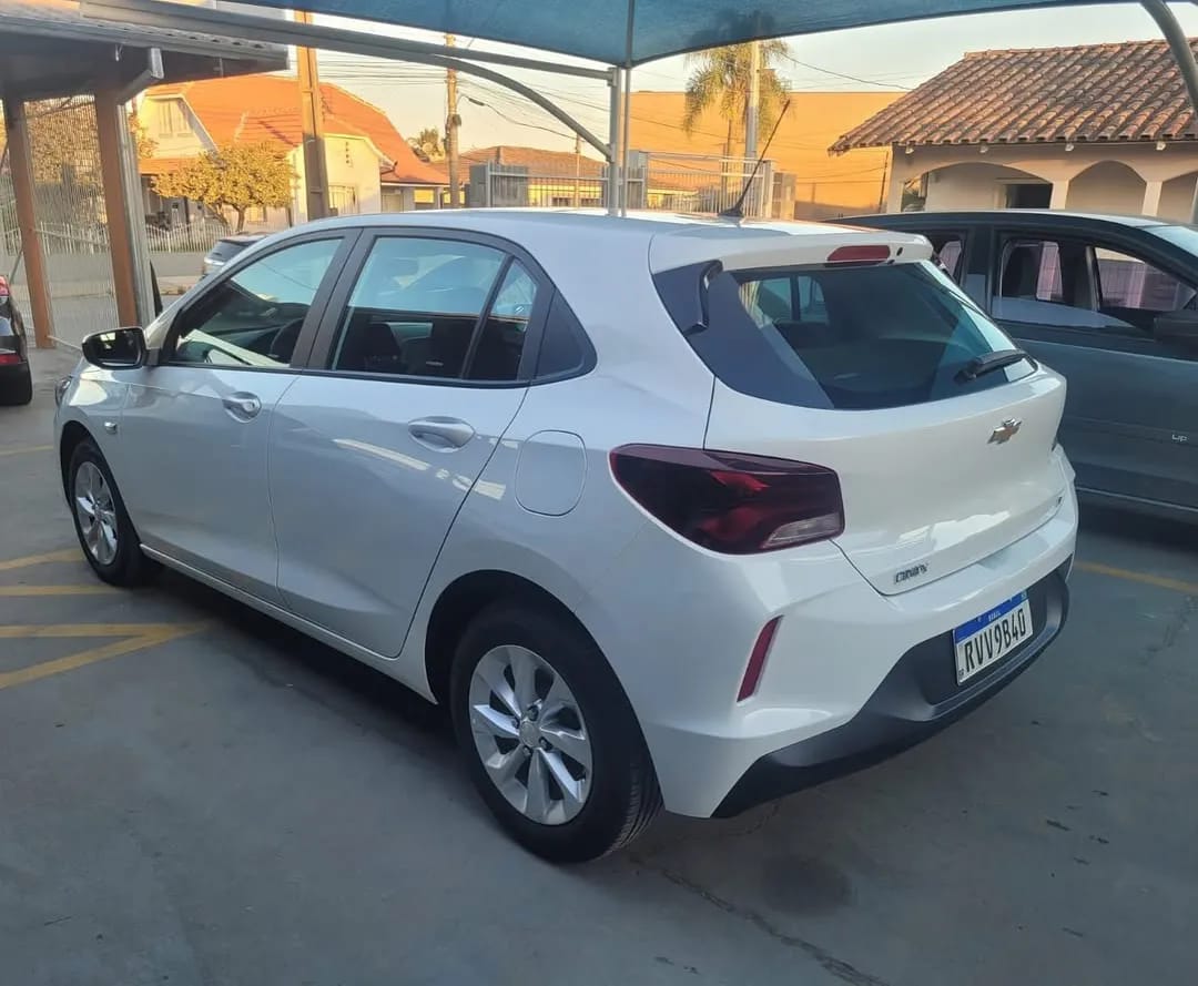 Chevrolet Onix 1.0 Lt 2023 – Completo E Moderno!